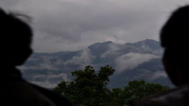 Pendaki Remaja 16 Tahun Jatuh ke Kawah Gunung Slamet, Diduga Terpeleset saat Swafoto