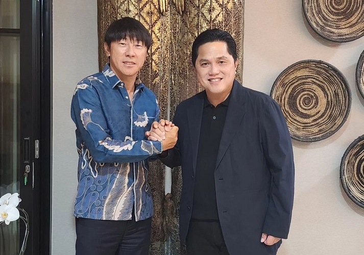 Shin Tae-yong dan Erick Thohir Berpelukan saat Kembali Bertemu, Begini Momennya