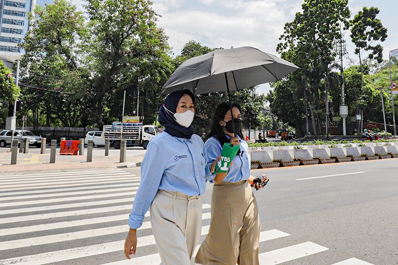 BMKG Catat 10 Daerah dengan Suhu Harian Tertinggi, Makassar Tembus 35,5 Derajat Celsius