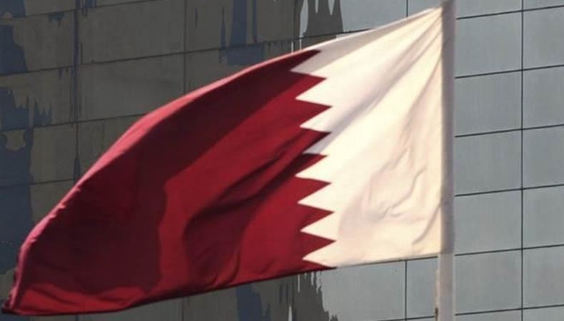 Kapal Tanker Raksasa Diserang di Selat Hormuz, Qatar Panggil Diplomat Iran