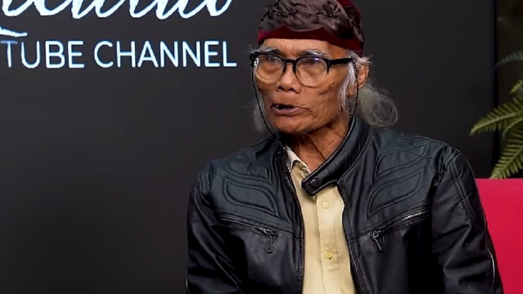 Mengharukan, Diding Boneng Meninggal Dunia Didampingi Anak Sulungnya