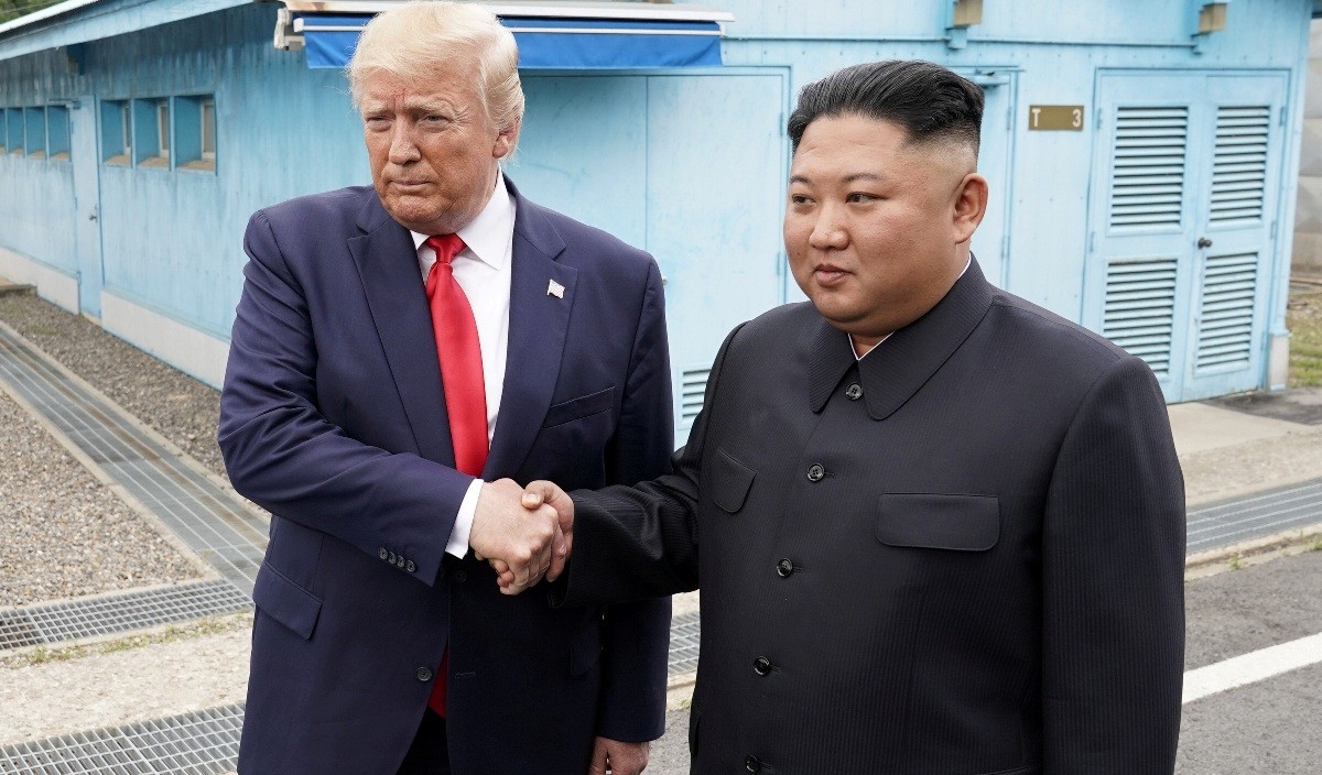 Trump Bakal Bertemu Kim Jong Un Tahun Ini