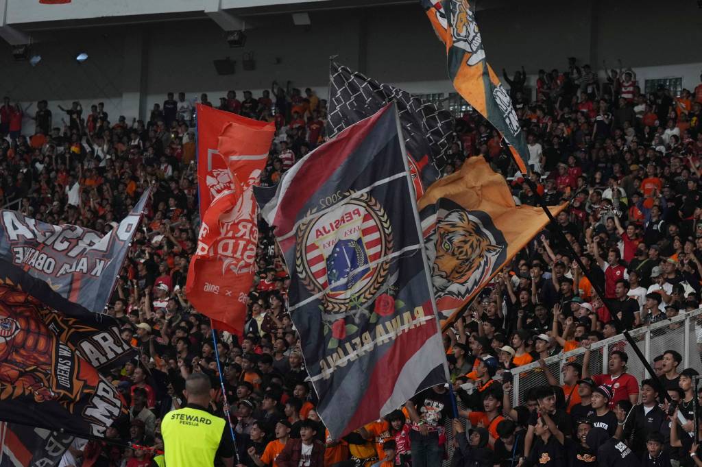 Suporter Tandang Kembali Diizinkan di Super League 2026-2027, Ini Syaratnya