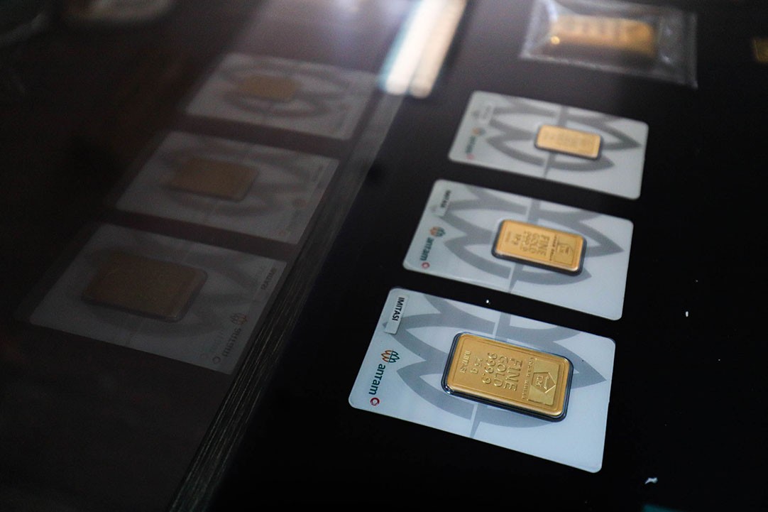 Harga Emas Antam Hari Ini Turun Rp18.000, Termurah Dijual Segini