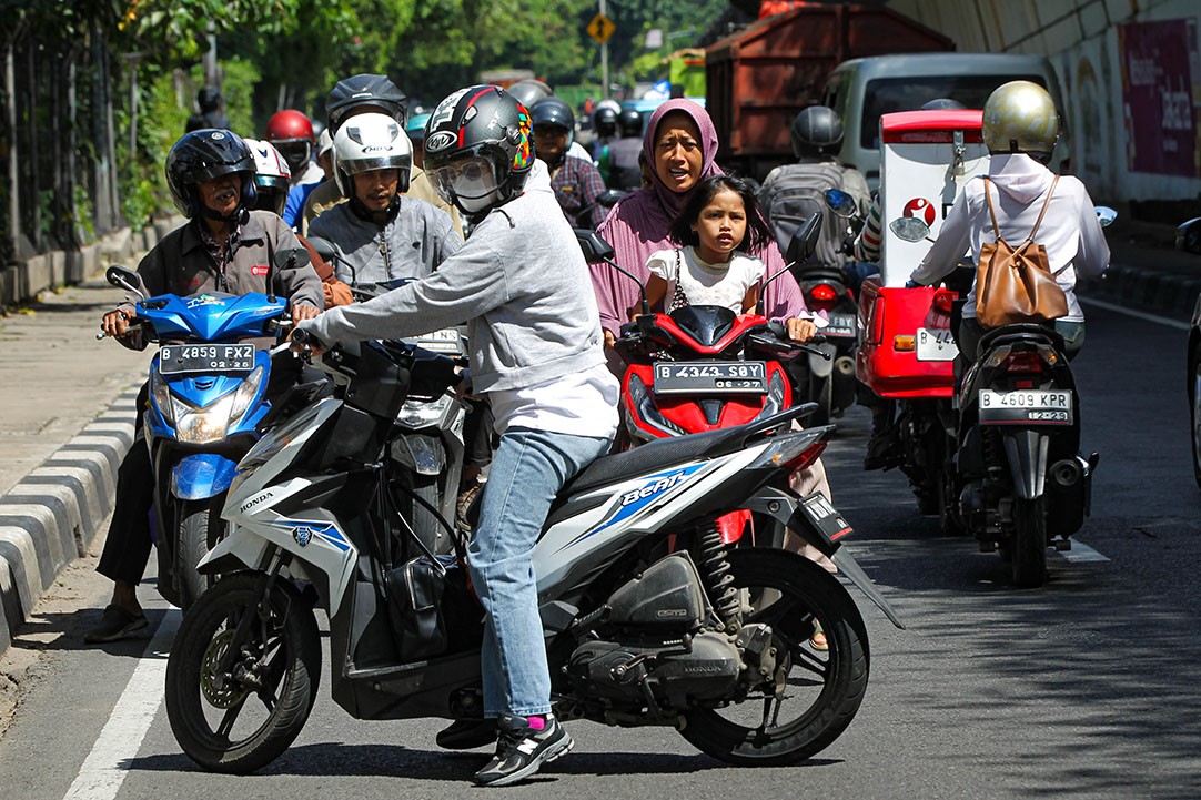 Polda Metro Bakal Tindak Pengendara yang Tutupi Pelat Nomor!