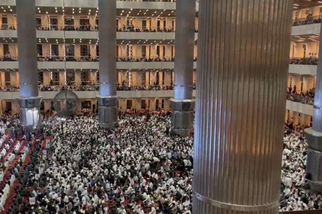 Catat! Ini Lokasi Kantong Parkir Zikir Kebangsaan di Masjid Istiqlal Malam Ini