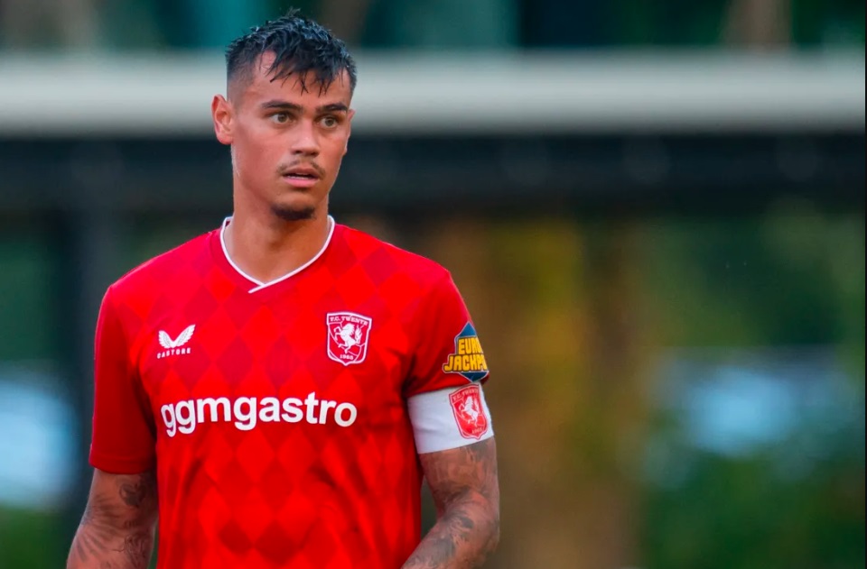 Mees Hilgers Terancam Didepak FC Twente, Erik ten Hag Mulai Cuci Gudang jelang Musim Baru
