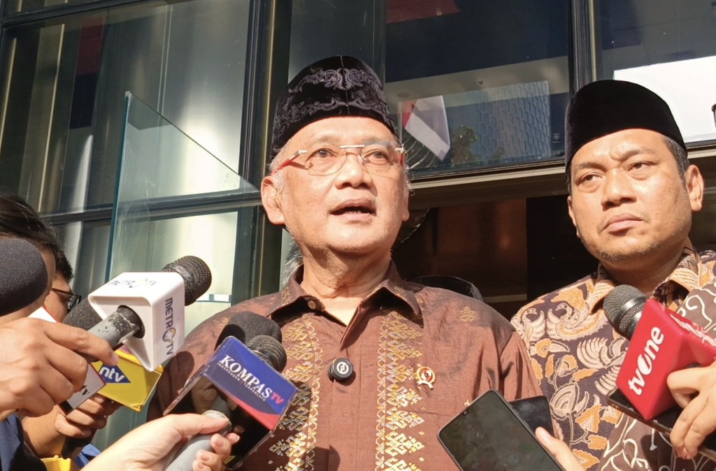 Menhaj Buka Peluang Biaya Haji 2027 Turun, asal Harga Minyak Dunia Terus Merosot