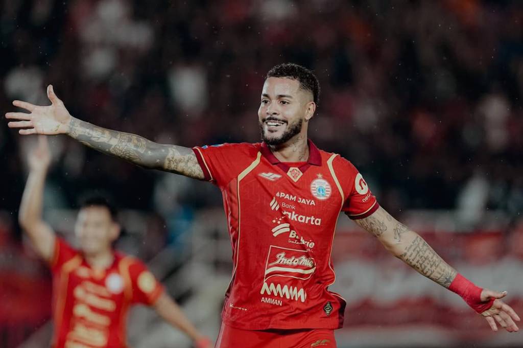 Resmi! Persija Lepas Maxwell Souza, Sinyal Revolusi Skuad Dimulai