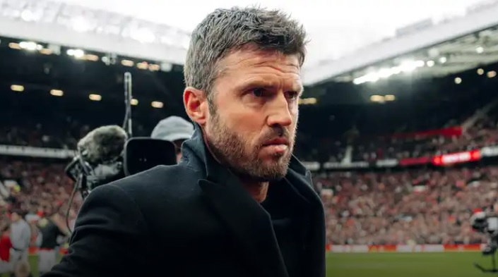 Carrick Pusing! Satu Pemain MU Cedera Serius di Piala Dunia, Rencana Transfer Berantakan