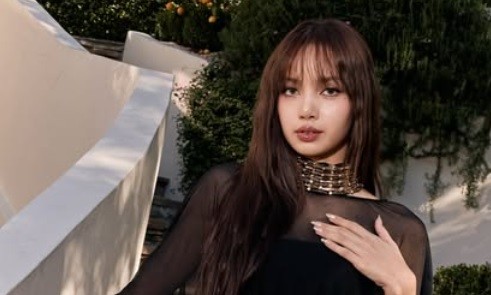 Lisa BLACKPINK Minta Maaf Bikin Kecewa BLINK di Perayaan 10 Tahun
