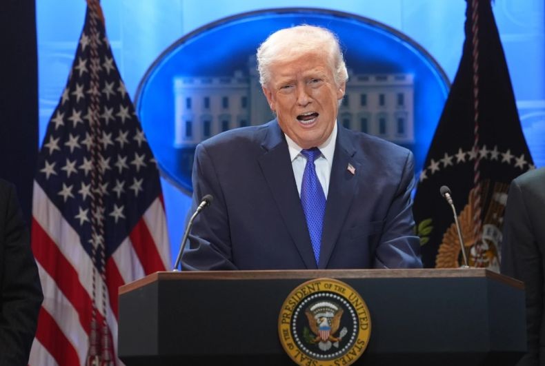 Bukan Militer, Trump Gelar Operasi Perang Ekonomi terhadap Iran