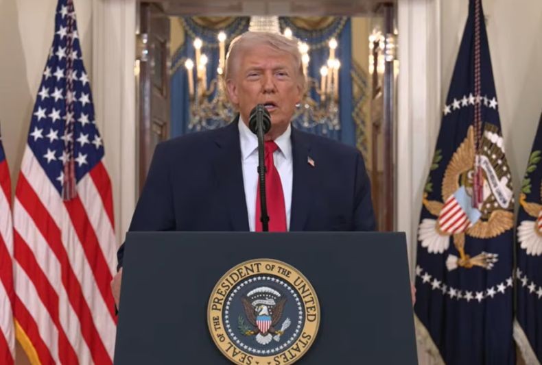 Trump Ancam Ambil Alih Selat Hormuz, Sebut AS Malaikat Pelindung