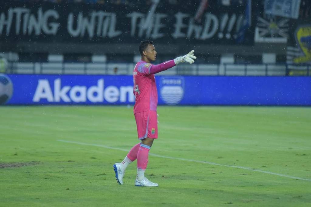 10 Hari Jelang Play-off ACL Two, Pelatih Kiper Persib Ungkap Kondisi Teja dan Fitrah