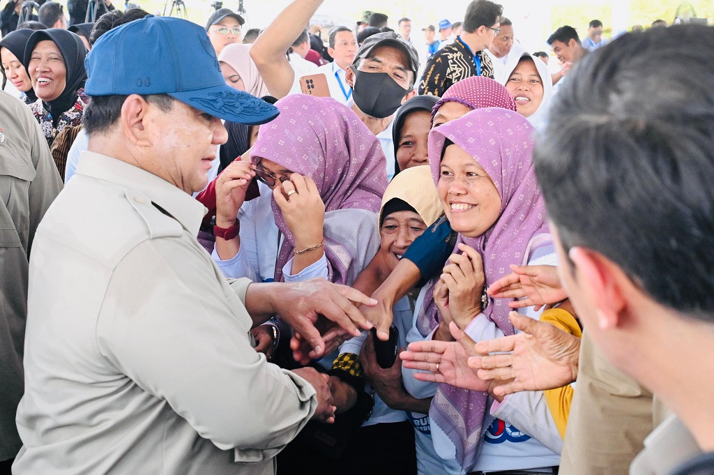 Survei Poltracking: Kepuasan Publik terhadap Kinerja Prabowo-Gibran Tembus 72,2 Persen