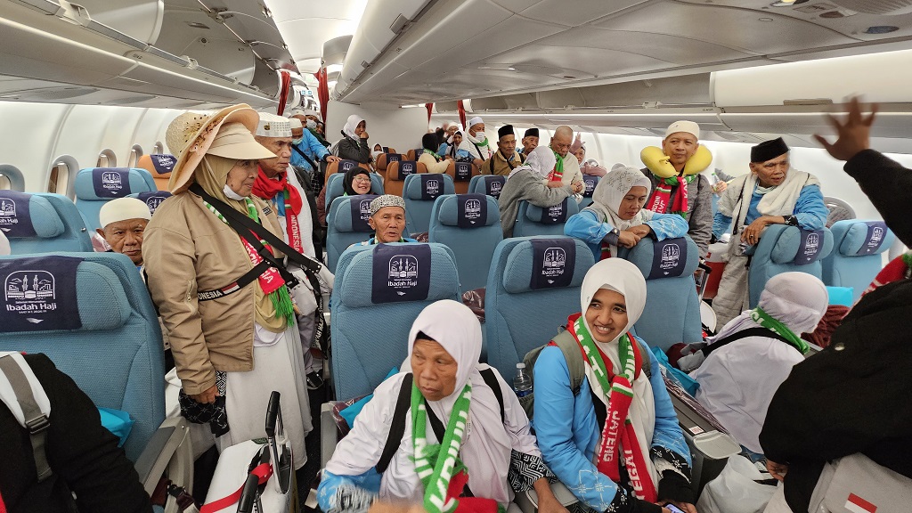 Kemenhaj Catat 15.086 Jemaah Haji dan Petugas Telah Tiba di Tanah Air