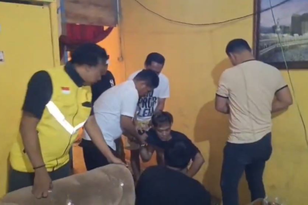Pengedar Sabu di Kendari Kabur Telanjang Bulat saat Digerebek Polisi