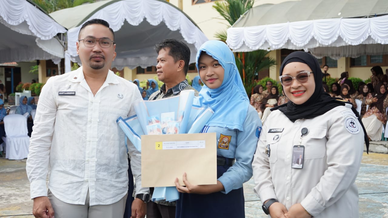 Dorong Generasi Muda Raih Prestasi, Pemkab Apresiasi Kelulusan Siswa SMPN 1 Kotabaru