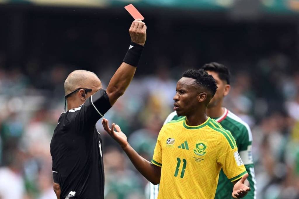 Piala Dunia 2026 Baru Dimulai, Wasit Langsung Jadi Sorotan gara-gara 3 Kartu Merah