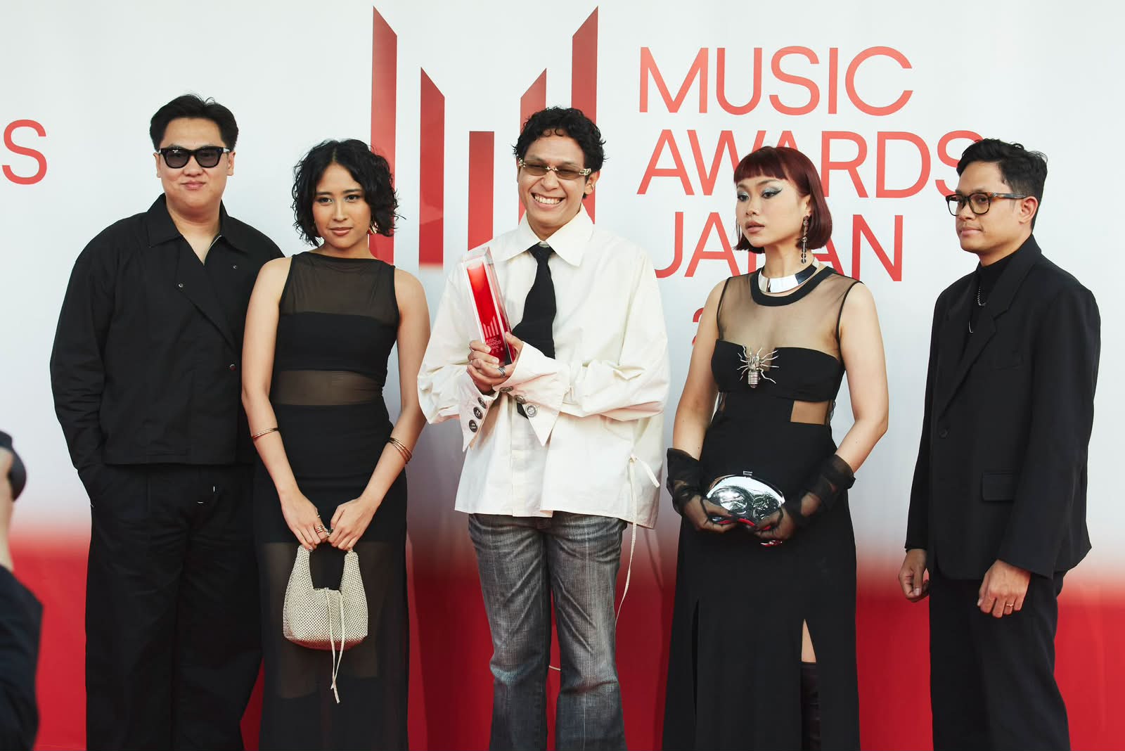 Bangga! Hindia Harumkan Nama Indonesia di Music Awards Japan 2026