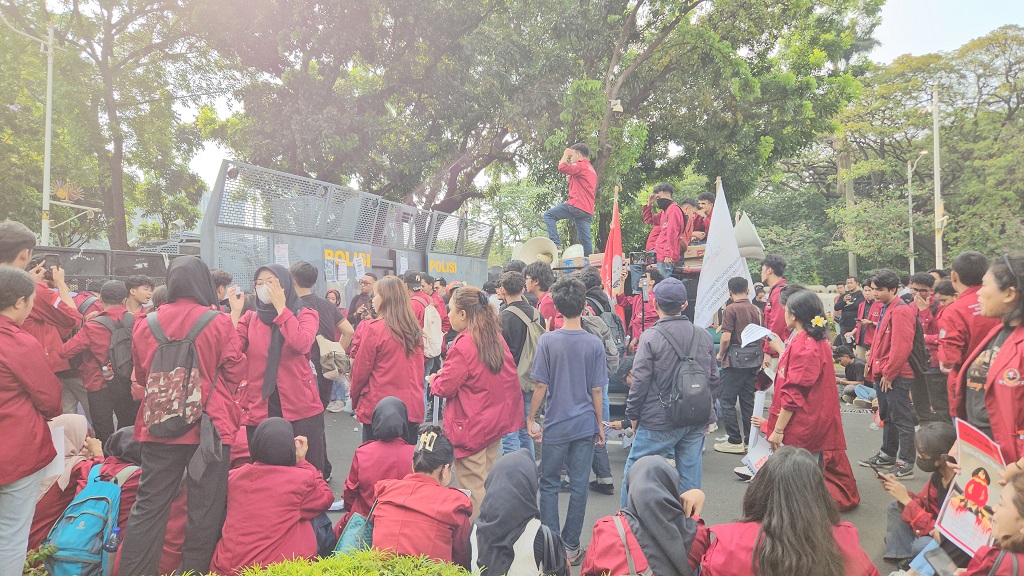 Massa Demo Mahasiswa UBK Desak Pemerintah Evaluasi MBG hingga Jaga Stabilitas Rupiah