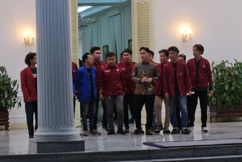 Gibran Terima Audiensi 15 Mahasiswa, Janji Sampaikan Aspirasi ke Presiden Prabowo 