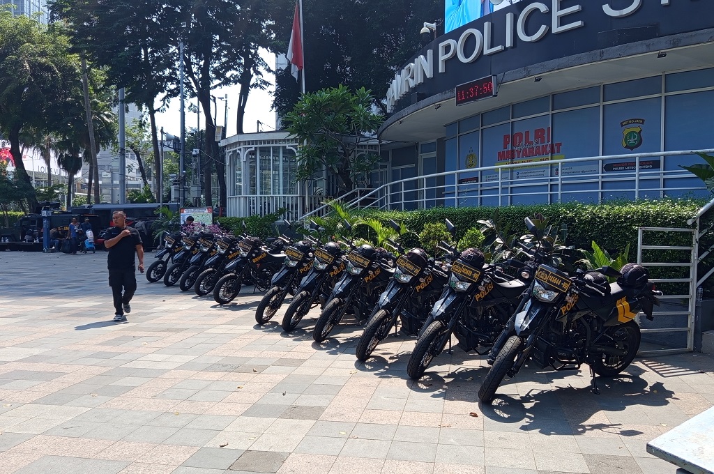 Suasana Terkini Bundaran HI Jakpus Jelang Aksi Demo, Polisi Disiagakan