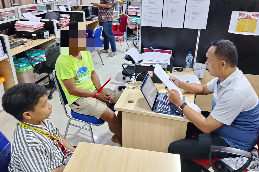 Pria Ditangkap usai Perkosa Anak 12 Tahun di Cakung, Sempat Kabur lewat Atap Rumah