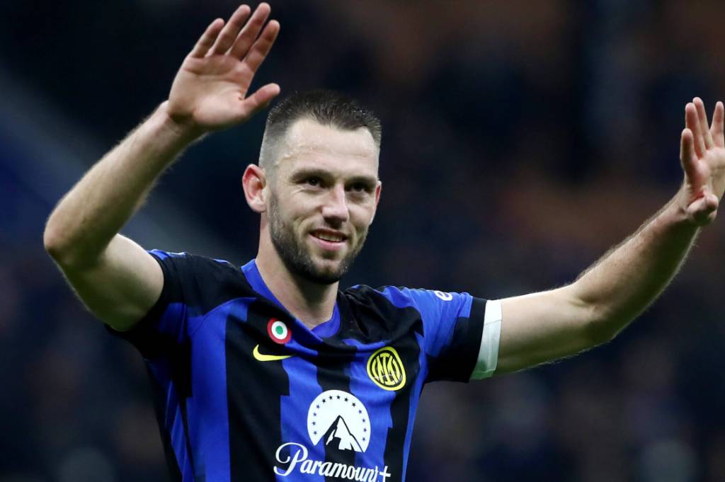Inter Milan Bidik Palang Pintu AS Roma untuk Gantikan Stefan De Vrij