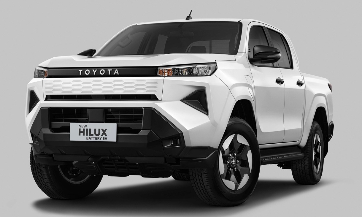 Toyota Luncurkan Mobil Listrik Double Cabin Hilux EV, Gendong Mesin Baru