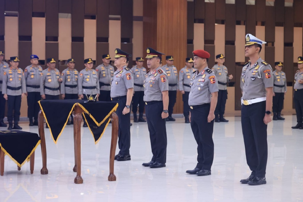 41.578 Personel Polri Naik Pangkat, 54 Kombes Pecah Bintang Jadi Brigjen