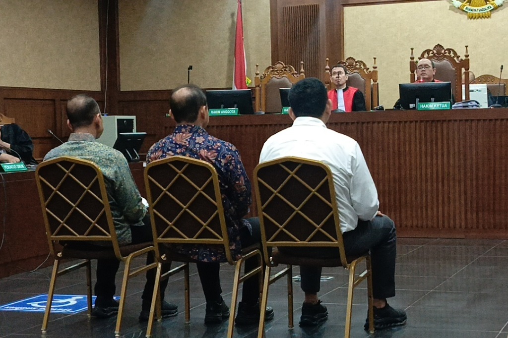 Kasus Impor Barang, 3 Eks Pejabat Bea Cukai Didakwa Terima Suap Rp63,5 Miliar
