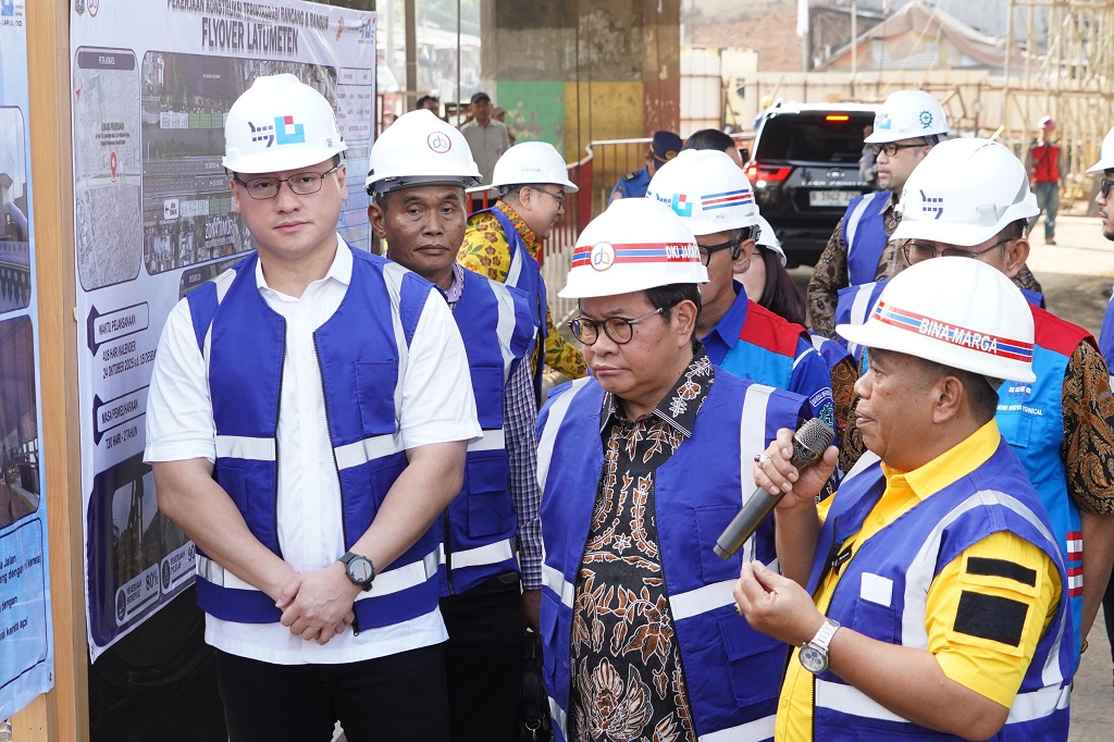 Tinjau Proyek Flyover Latumenten, DPRD DKI Pastikan bakal Dilengkapi Skywalk dan Lift