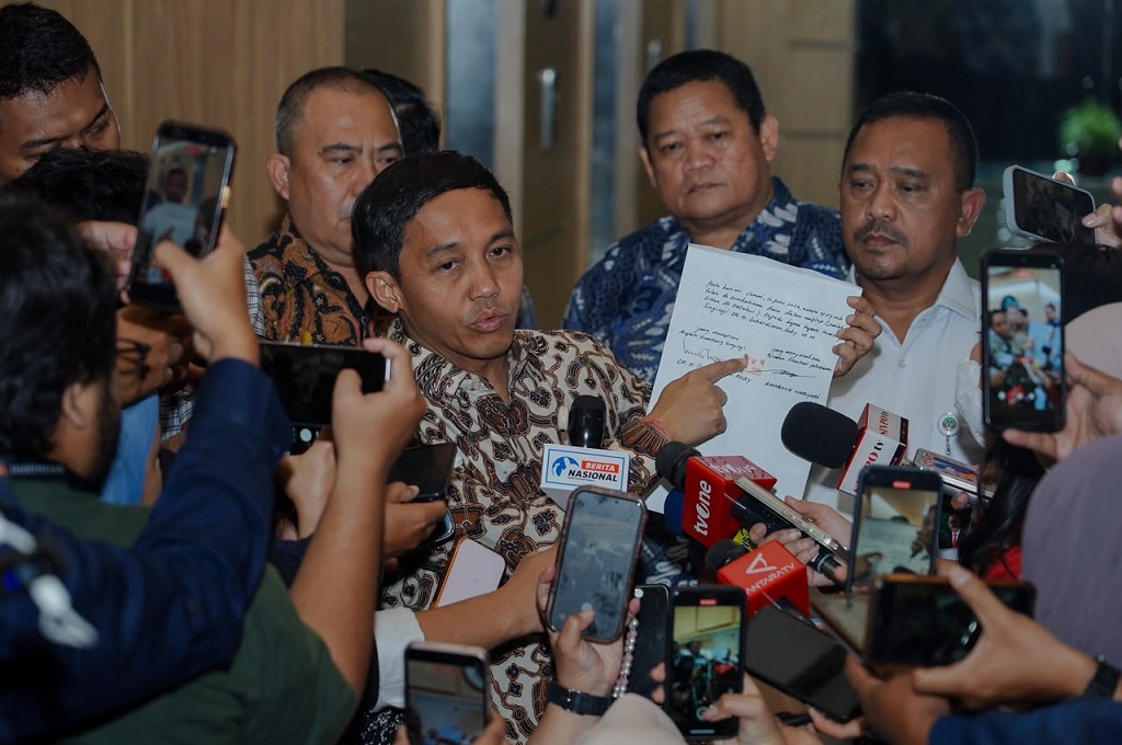 Menhut Akui Sempat Terima Amplop dari Bupati Kuansing Tersangka KPK: Saya Tak Tahu Isinya