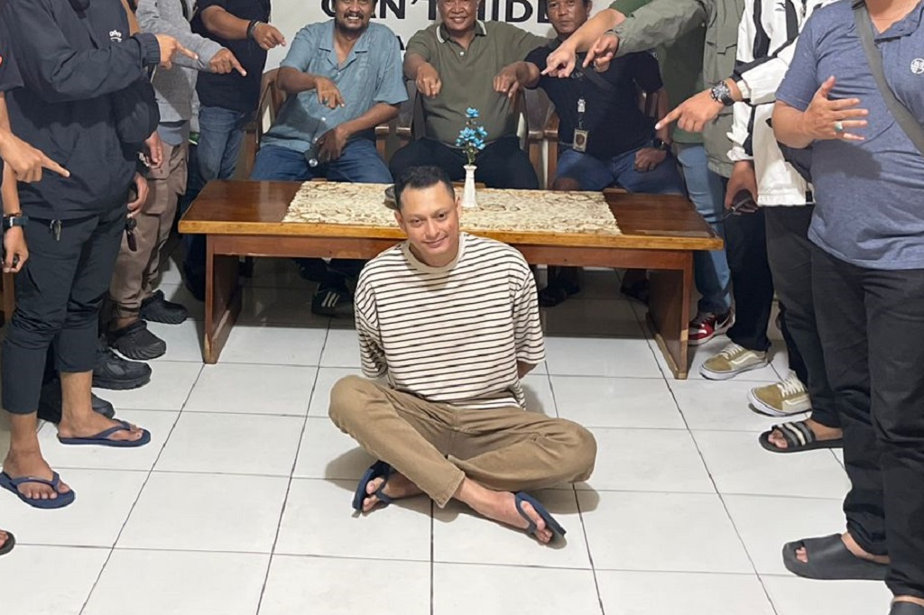 Polisi Tetapkan Bang Jago Pakai Ninja yang Pukul Pemotor di Jagakarsa Jadi Tersangka