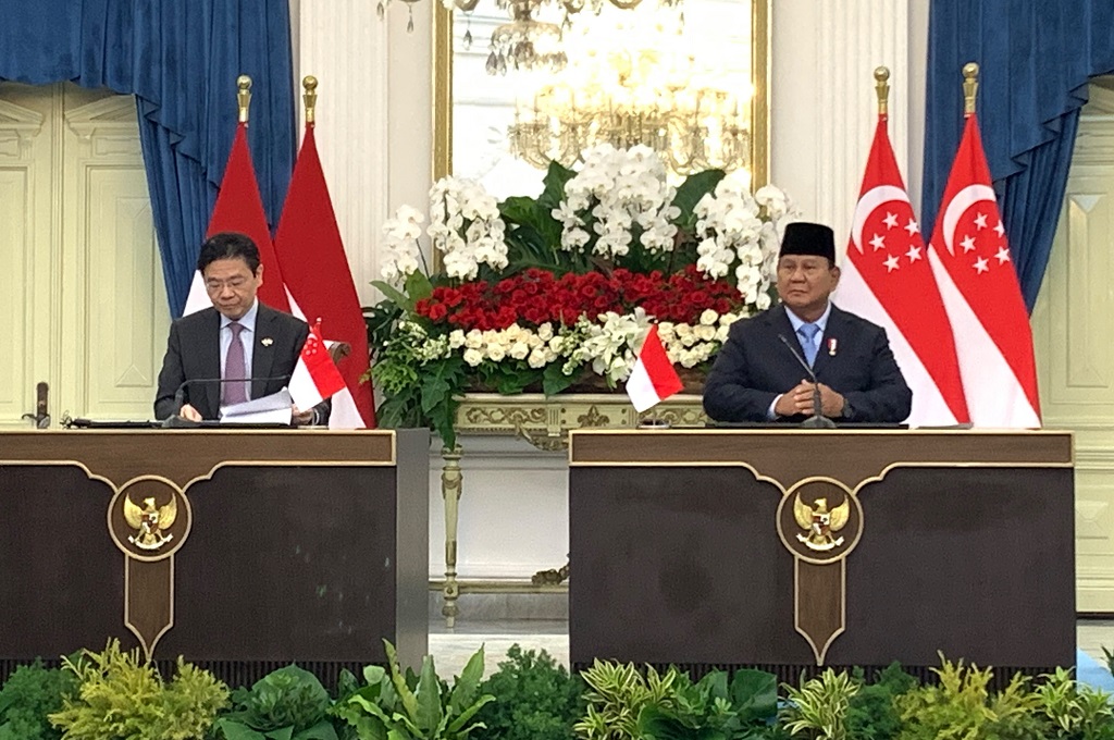 Prabowo: Indonesia-Singapura Sepakat Jaga Selat Malaka Jadi Jalur Pelayaran Bebas