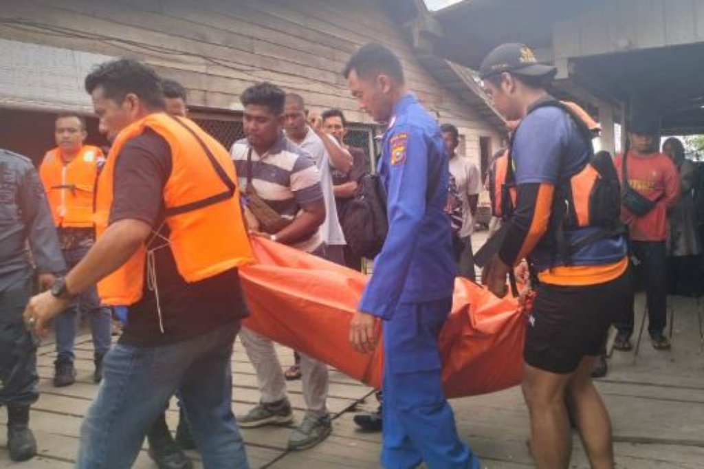 Kapal Pompong Tenggelam di Siak Riau, Pegawai Bea Cukai Tewas dan 3 Orang Hilang