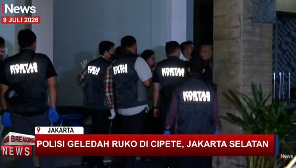 Breaking News: Polisi kembali Geledah Ruko di Jaksel terkait Kasus Korupsi Besar