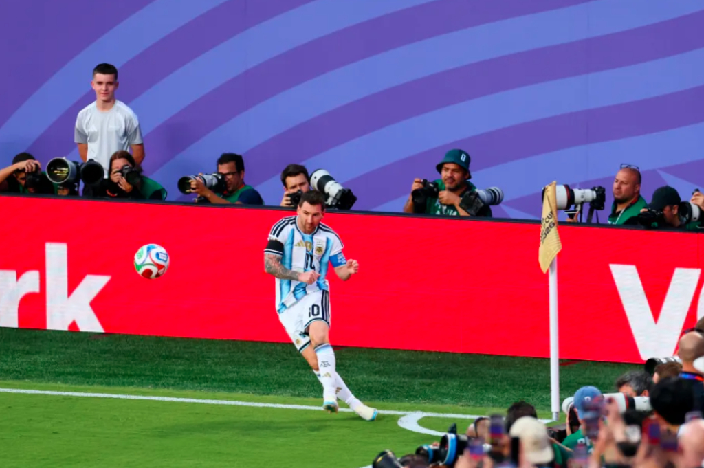 Lionel Messi Ukir Rekor Gila usai Bawa Argentina ke Semifinal Piala Dunia 2026, Diego Maradona Terlewati
