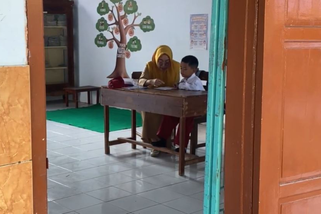 SD di Jombang Ini Hanya Dapat 1 Siswa Baru, Belajar di Kelas seperti Les Privat