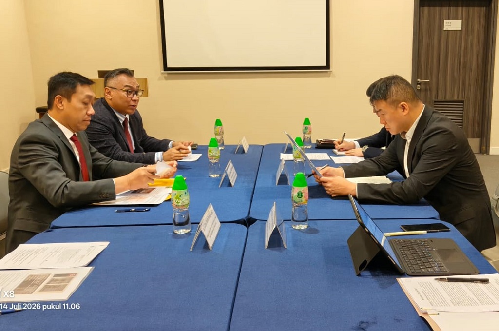 Polri dan Polisi China Saling Tukar Buronan: 3 WN China Diserahkan, 1 WNI Dibawa Pulang