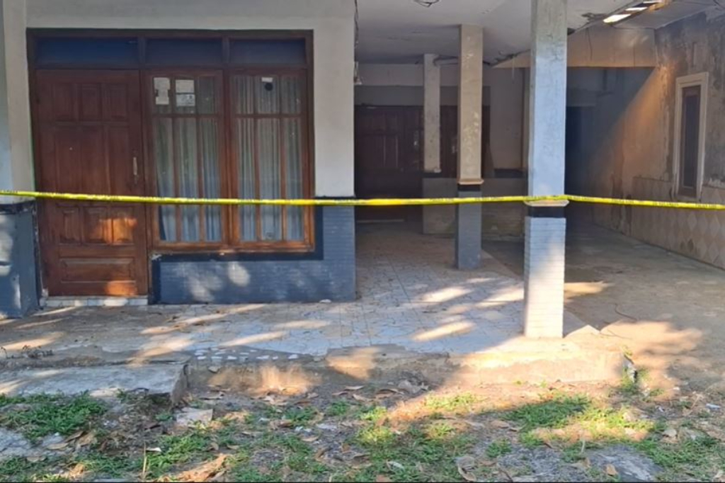 Pria di Lumajang Tewas Dibacok dalam Rumahnya, Pelaku Langsung Kabur
