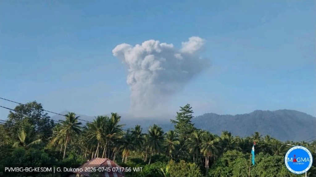 Gunung Dukono Erupsi Pagi Ini, Kolom Abu Capai 2,3 Km