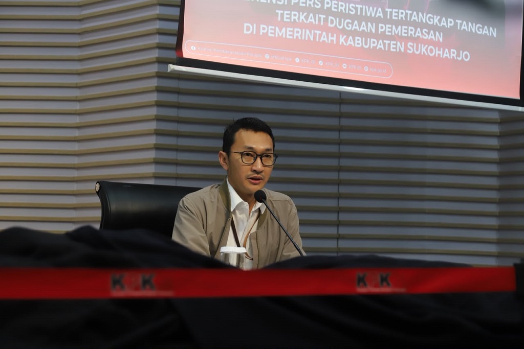 KPK Sita Uang hingga Perhiasan saat Geledah Rumah Dinas Bupati hingga Kantor Pemkab Sukoharjo
