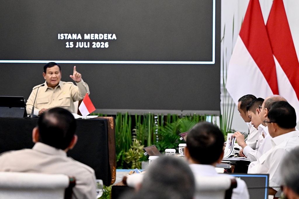 Prabowo Minta Evaluasi Menyeluruh Program MBG hingga Tertibkan SPPG Nakal 