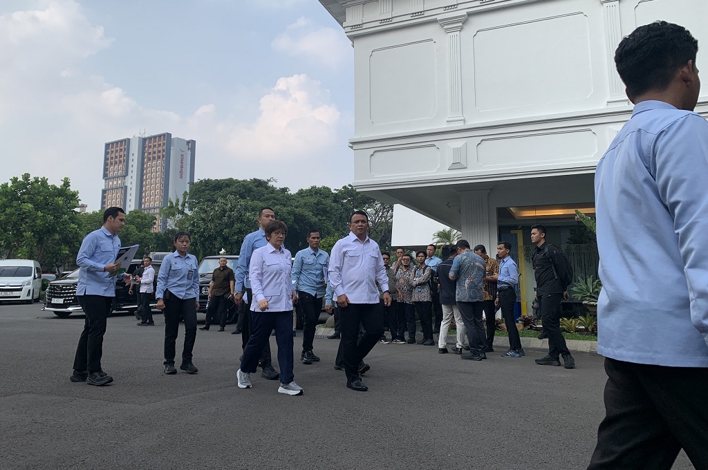 Prabowo Kumpulkan Menteri hingga Kepala Lembaga ke Istana, Bahas Apa?