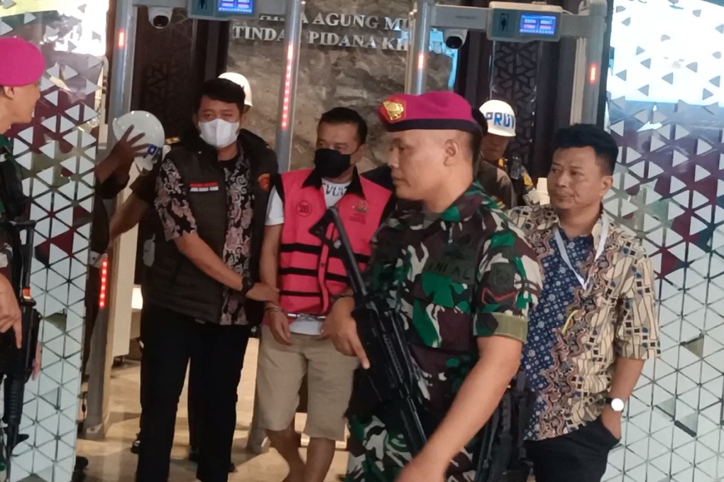 Kejagung Tahan Don Ritto usai Diserahkan Polri terkait Kasus Korupsi Besar