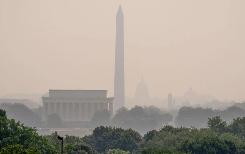 Trump Murka Asap Kebakaran Hutan Kanada Selimuti Sebagian Besar AS: Tak Bisa Diterima!