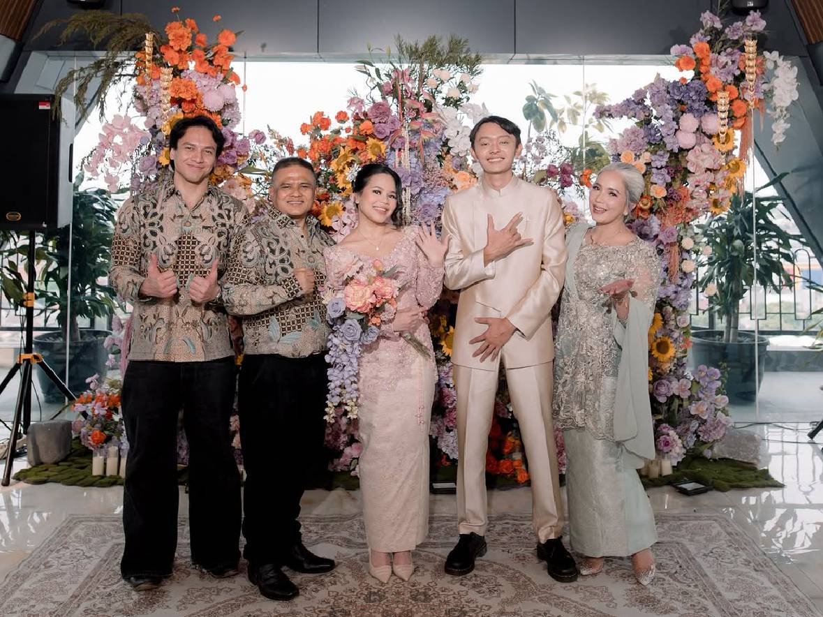 Jefri Nichol Mendadak Viral usai Adiknya Lamaran Duluan, Netizen: Kapan Nyusul? 