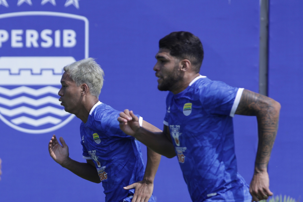 Persib Siapkan Rotasi Besar Lawan Arema FC, Pemain Muda Dapat Panggung